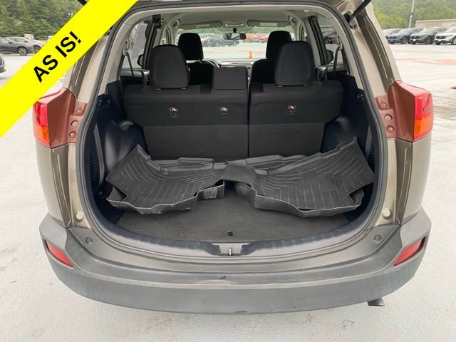 Used 2015 Toyota RAV4 LE AWD/4WD image 9