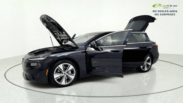 Used 2025 Audi A6 e-tron Premium Plus w/ Premium Plus RWD image 14