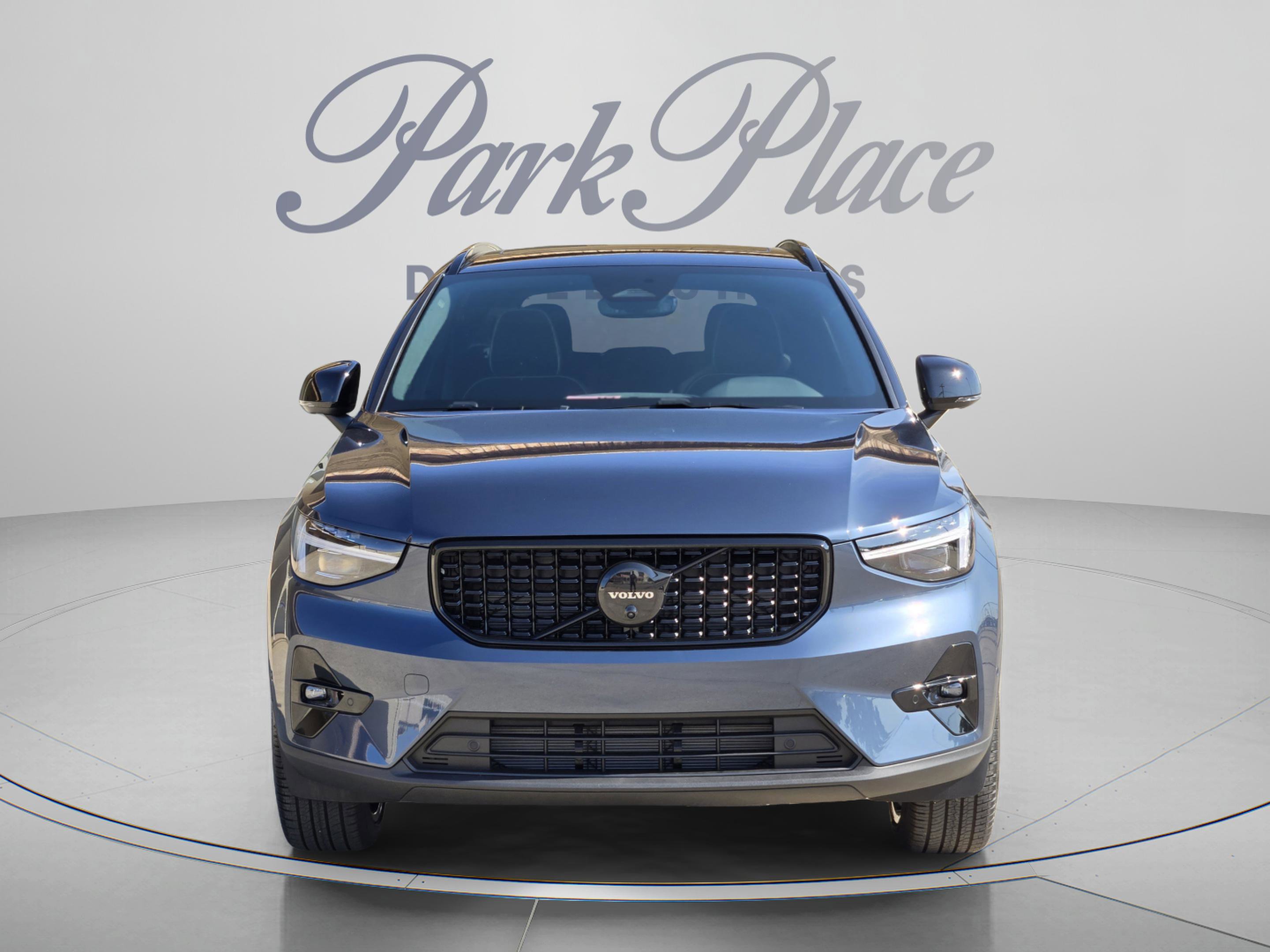 New 2026 Volvo XC40 B5 Ultra w/ Protection Package Premier AWD/4WD image 9