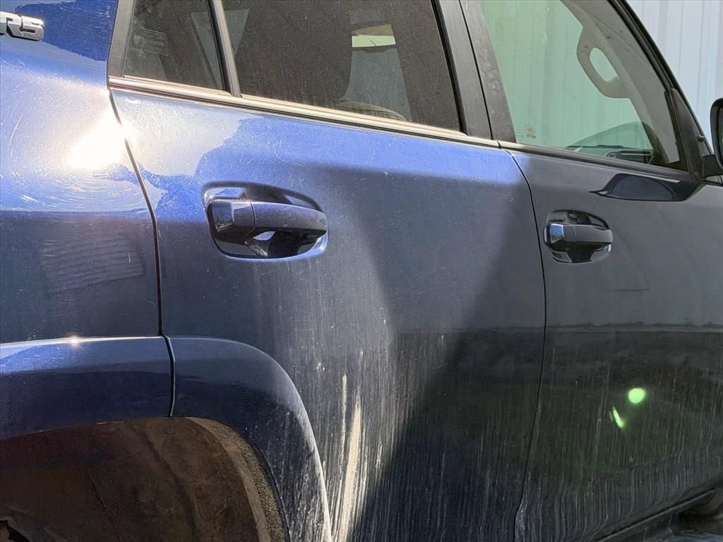 Used 2018 Toyota 4Runner SR5 Premium image 14