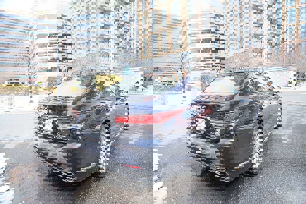 Used 2018 Lexus LS 500 AWD w/ Luxury Package image 12