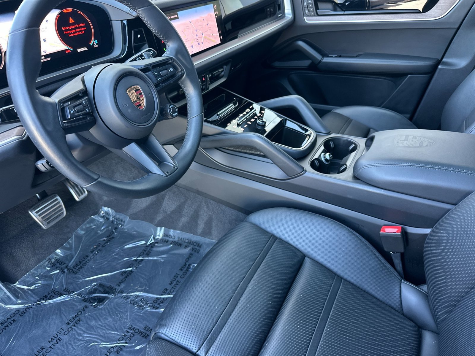 Used 2025 Porsche Cayenne S AWD/4WD image 5