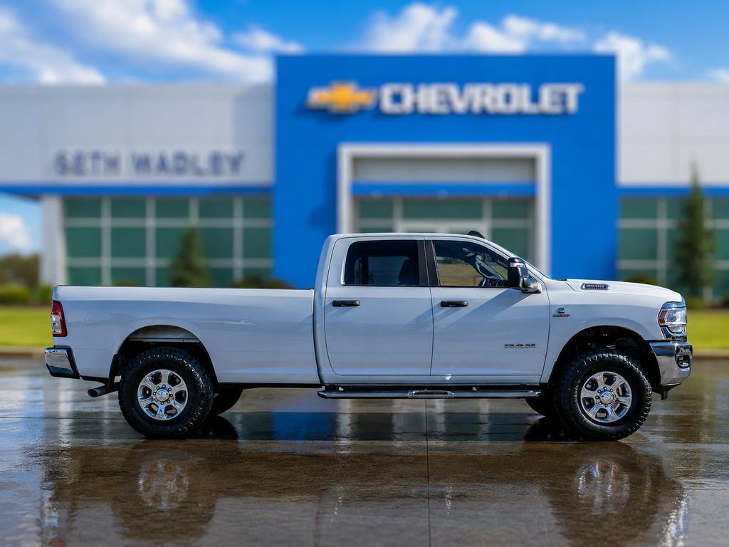 Used 2024 RAM 3500 Big Horn AWD/4WD image 8