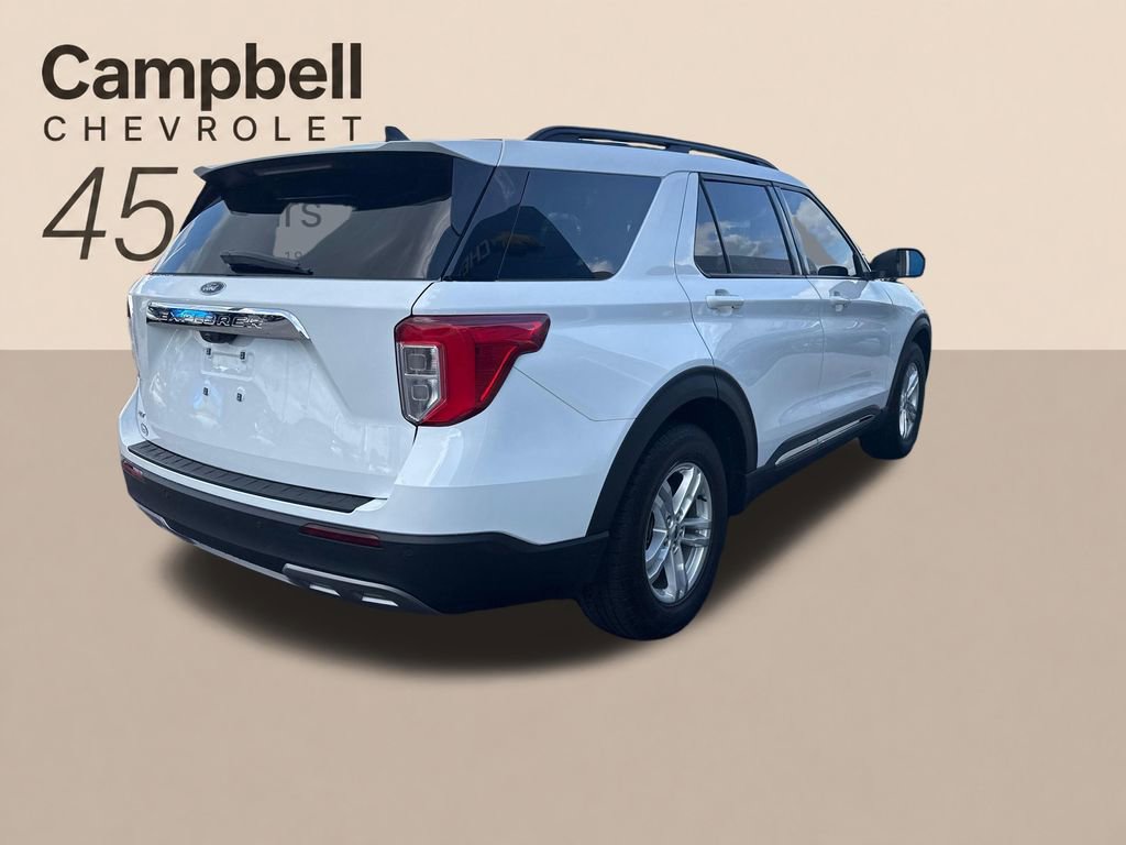 Used 2023 Ford Explorer XLT w/ Equipment Group 202A RWD image 6