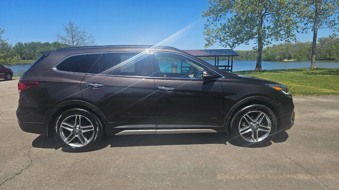 Used 2019 Hyundai Santa Fe XL AWD/4WD image 4