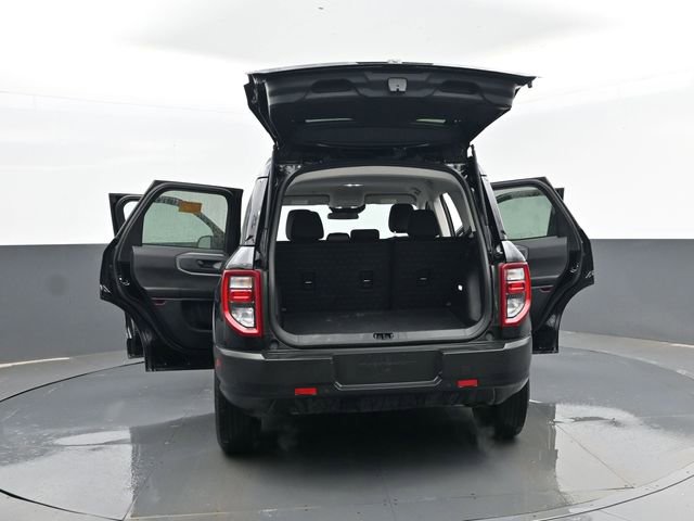 Used 2022 Chrysler Voyager LX image 24