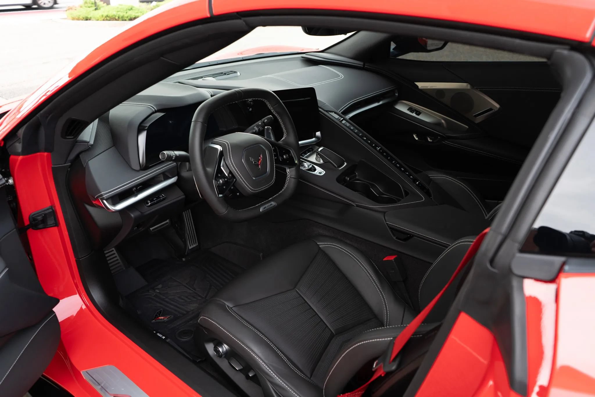 Used 2025 Chevrolet Corvette Z06 w/ Z07 Performance Package RWD image 71