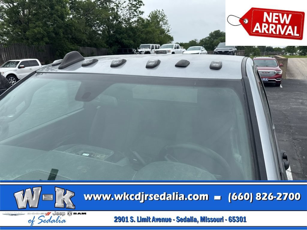 Used 2021 RAM 3500 Tradesman w/ Chrome Appearance Group AWD/4WD image 11