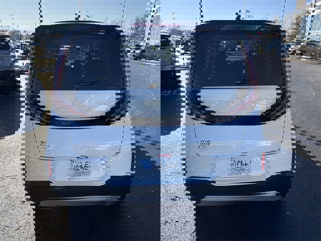 New 2025 Kia Soul LX image 5
