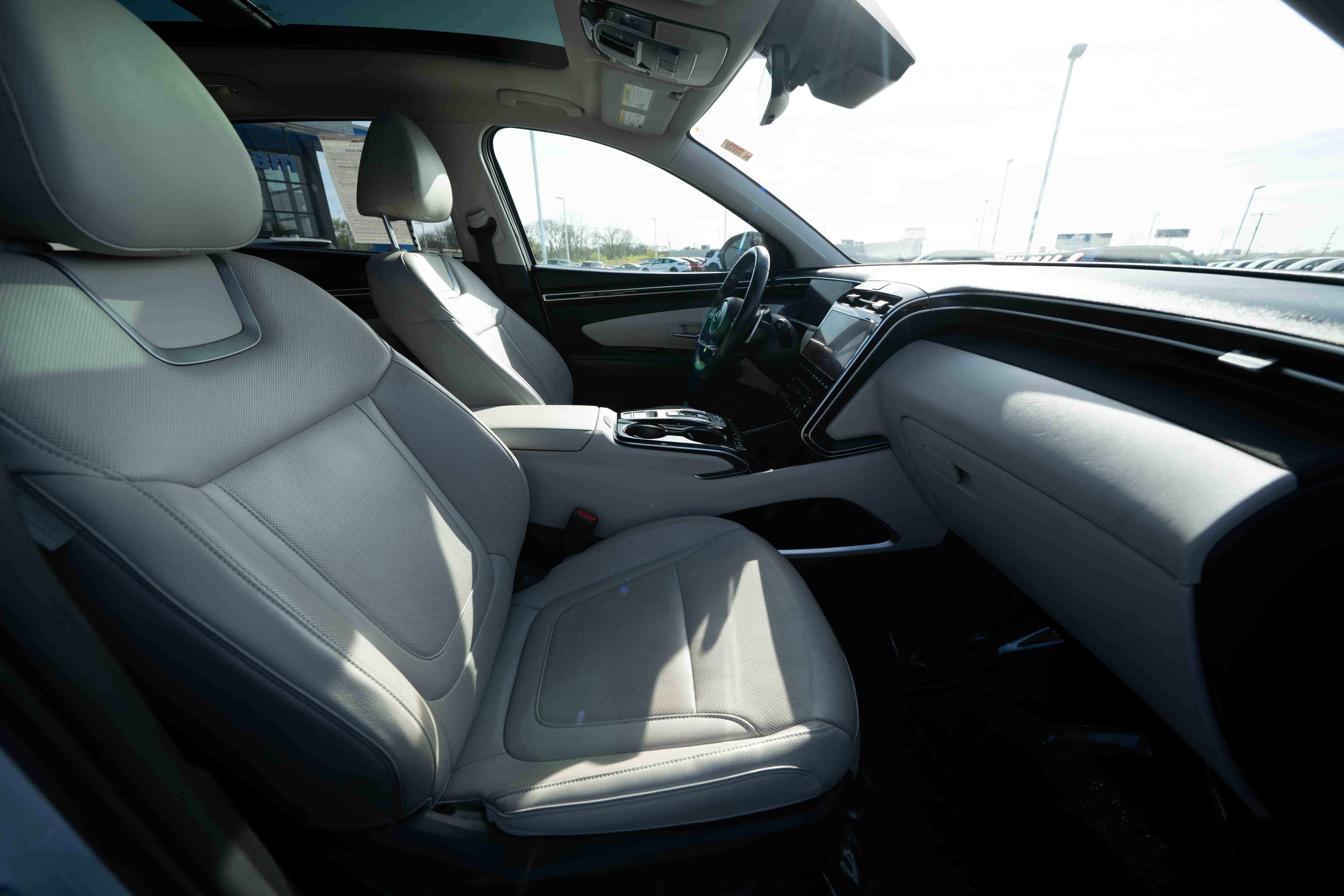 Used 2022 Hyundai Tucson Limited AWD/4WD image 27