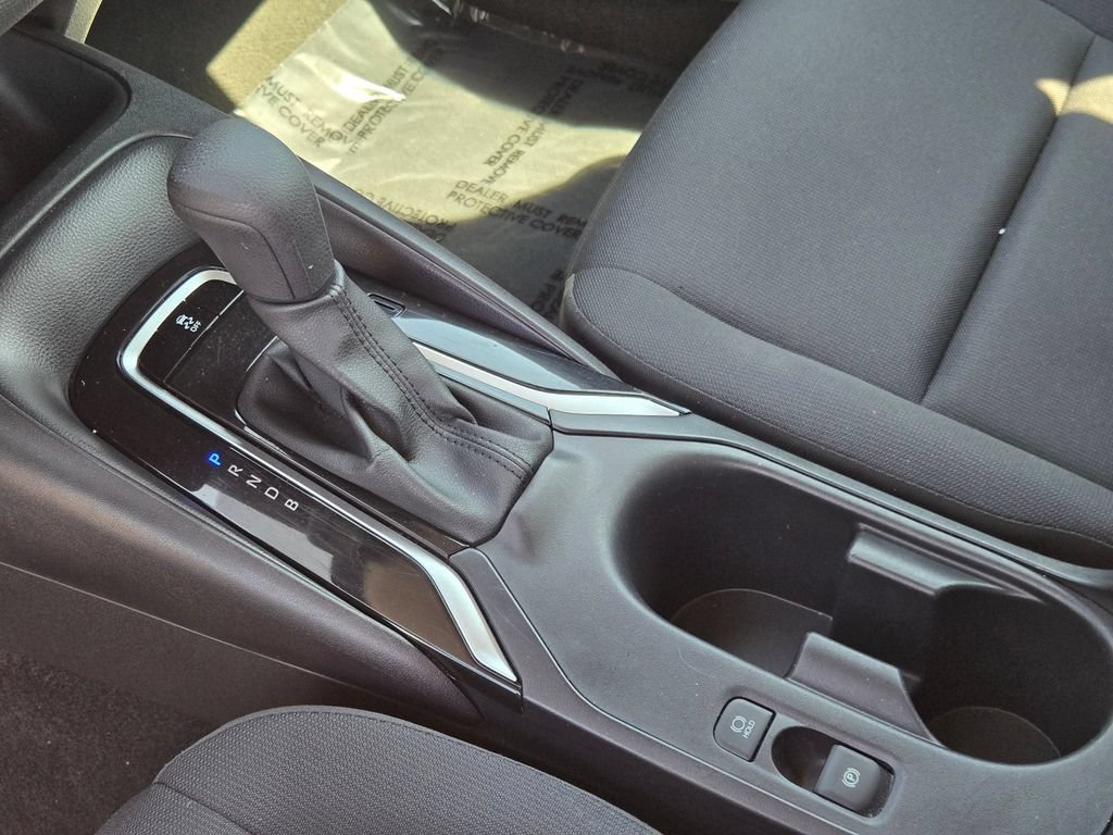 Used 2025 Toyota Corolla LE FWD image 26