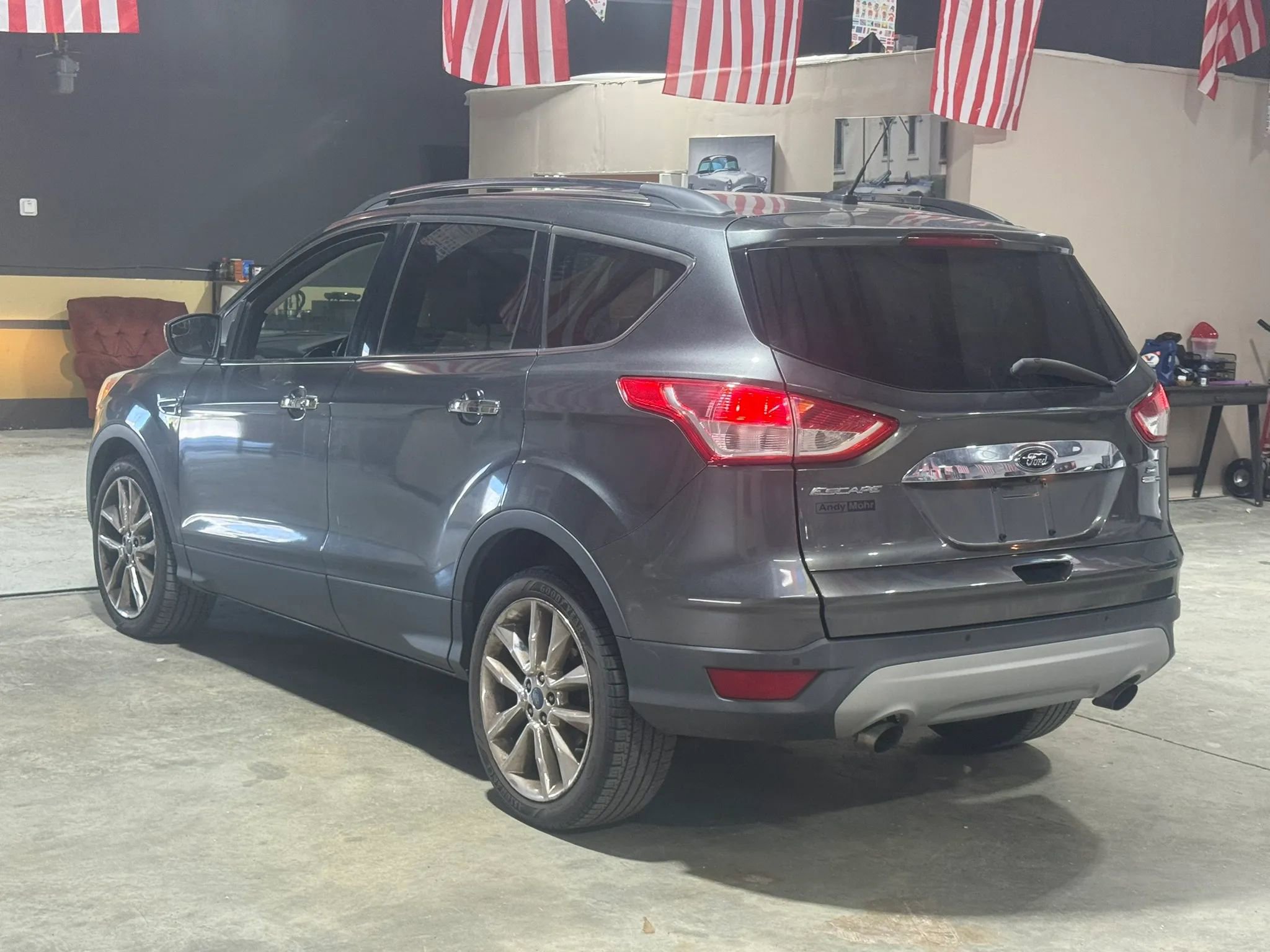 Used 2015 Ford Escape SE w/ SE Chrome Package image 5
