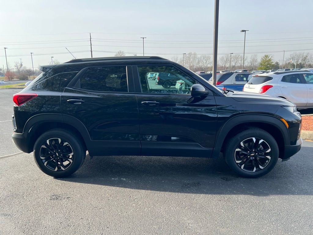 Used 2021 Chevrolet TrailBlazer LT w/ Convenience Package image 5