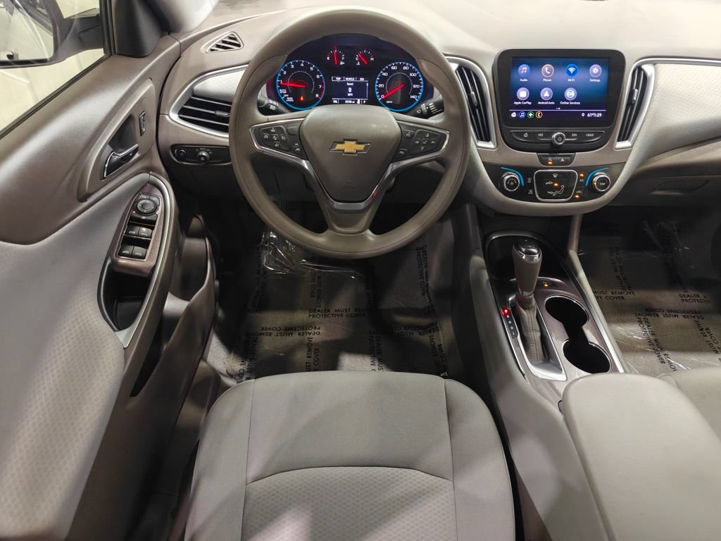 Used 2020 Chevrolet Malibu LS w/ Driver Confidence Package II FWD image 3