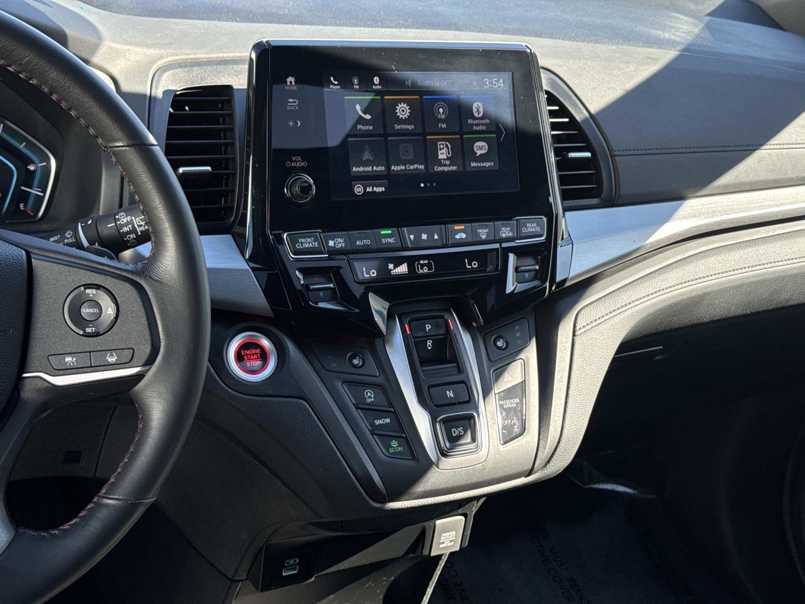 Certified 2024 Honda Odyssey Sport image 3