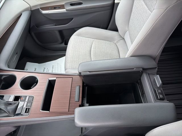 Used 2021 Toyota Sienna LE image 20