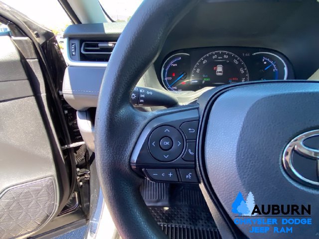 Used 2024 Toyota RAV4 LE AWD/4WD image 35