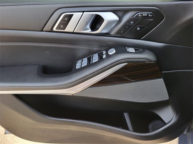 Used 2024 BMW X7 xDrive40i image 20