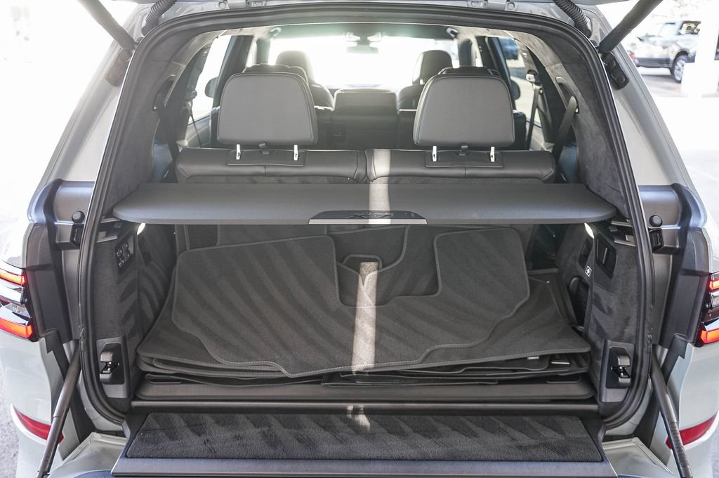 Used 2026 BMW X7 M60i AWD/4WD image 26