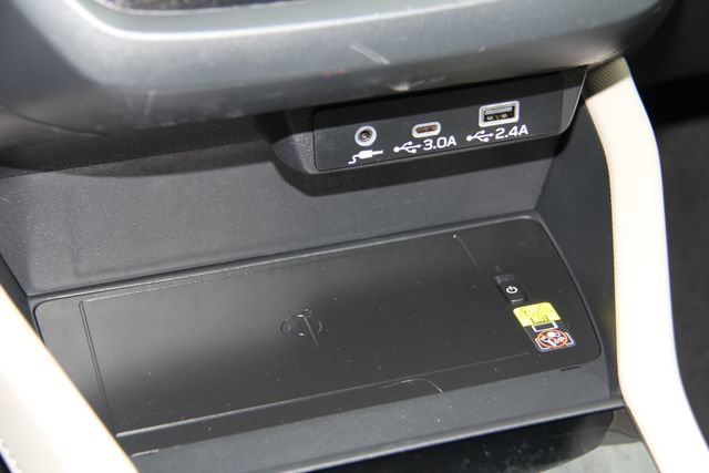 Certified 2025 Subaru Forester Premium AWD/4WD image 30