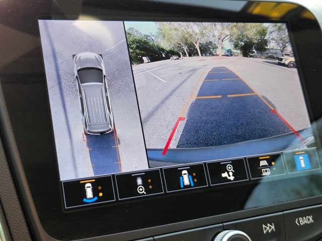 Used 2024 Chevrolet Equinox LT FWD image 32