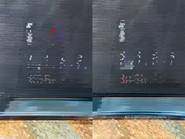 Used 2022 Cadillac Escalade ESV Premium Luxury Platinum image 13