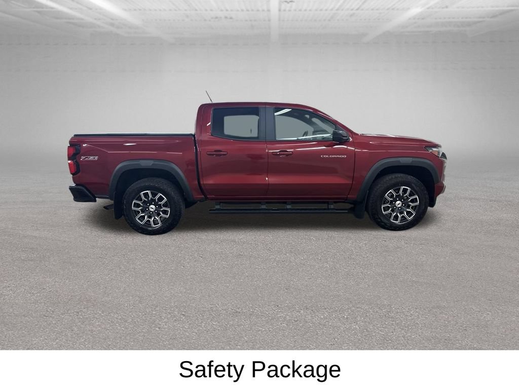 Used 2024 Chevrolet Colorado Z71 w/ Z71 Convenience Package 2 AWD/4WD image 15