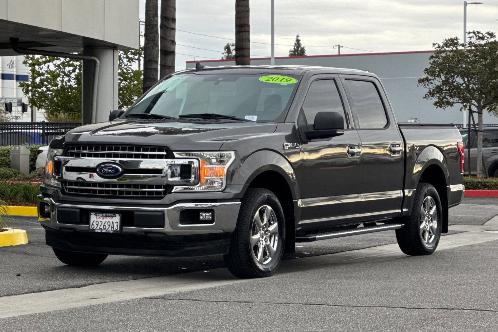 Used 2019 Ford F150 XLT w/ Equipment Group 302A Luxury image 9