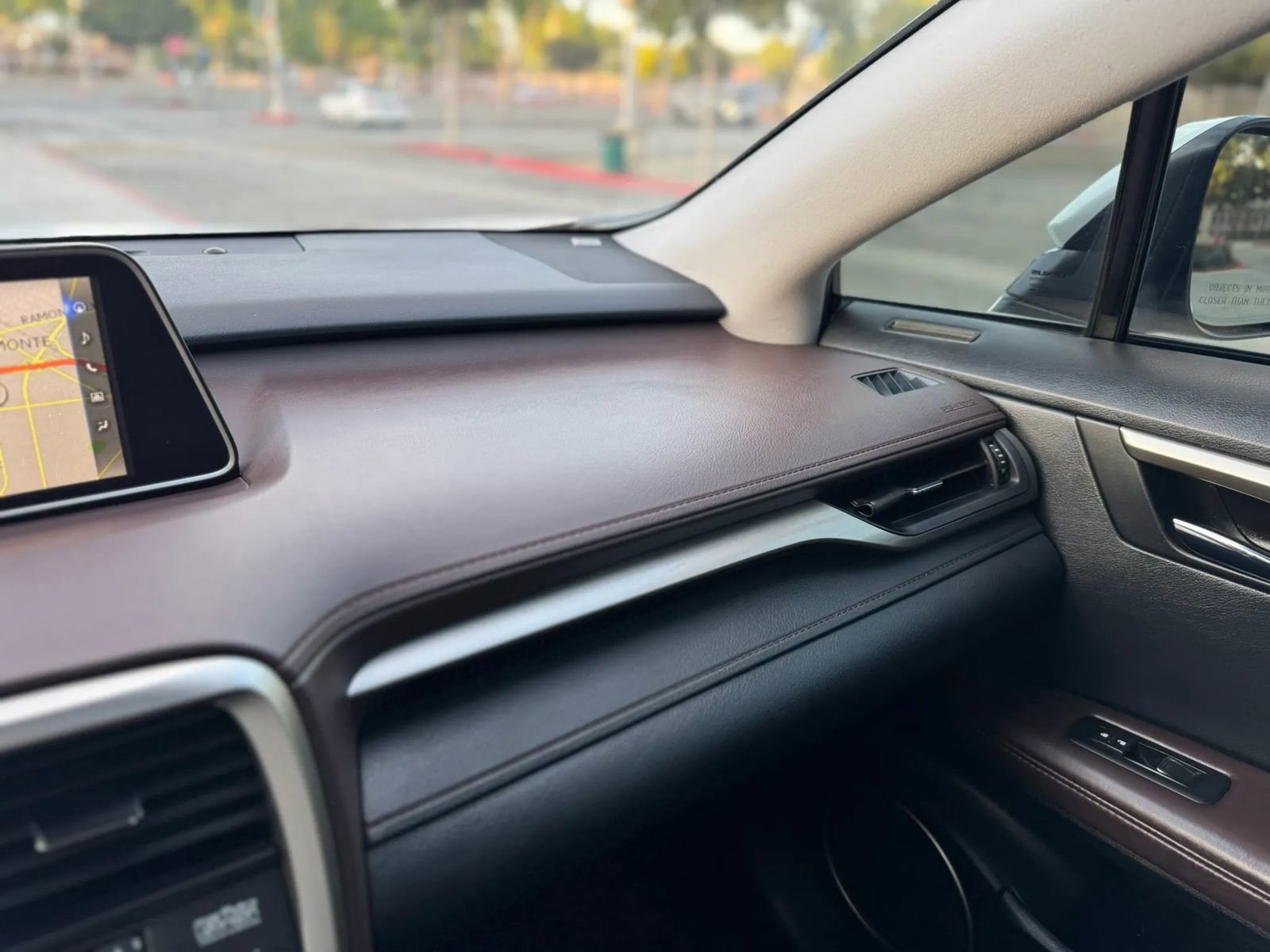 Used 2017 Lexus RX 350 FWD w/ Premium Package image 28