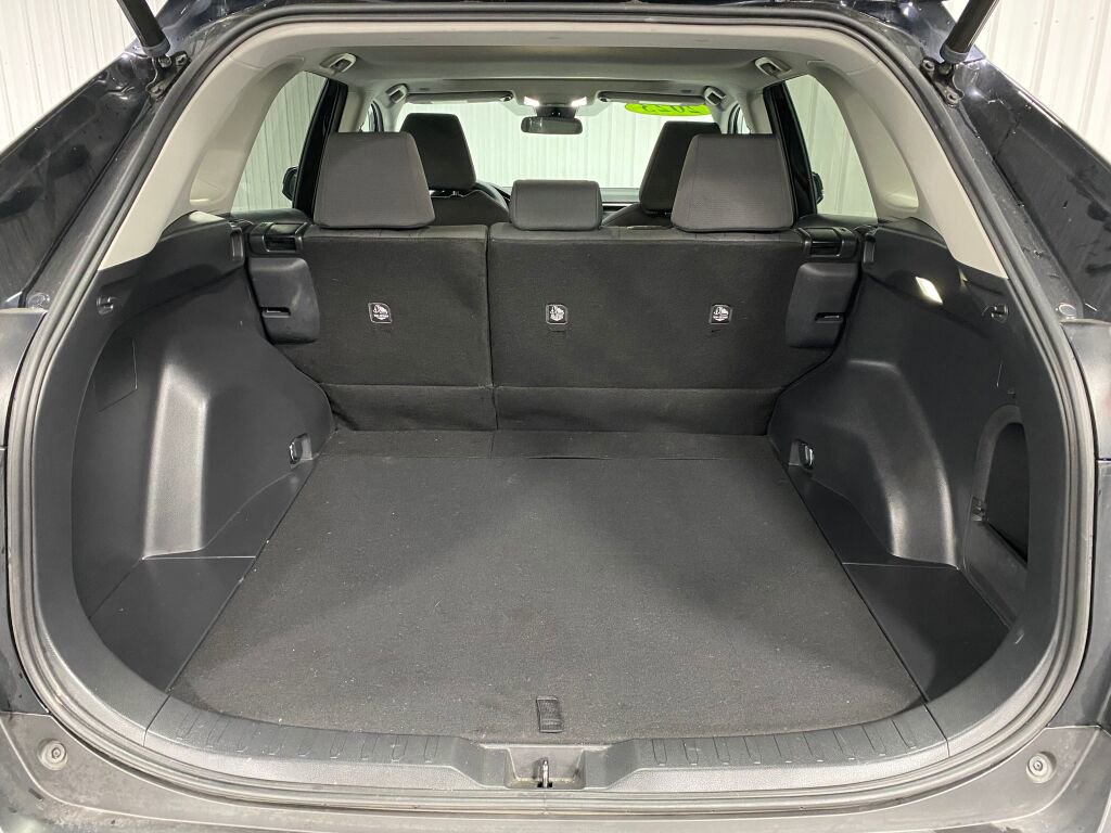 Used 2023 Toyota RAV4 XLE image 7