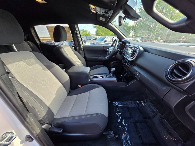 Used 2023 Toyota Tacoma TRD Off-Road image 10