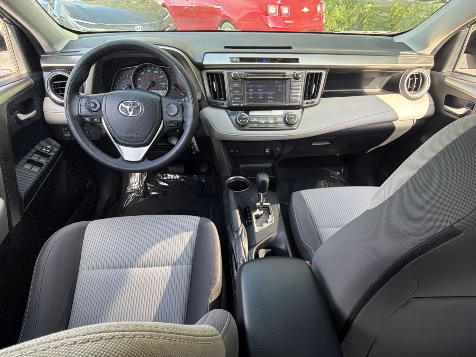 Used 2015 Toyota RAV4 XLE AWD/4WD image 24