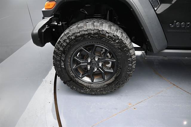 Used 2025 Jeep Wrangler Unlimited Sport AWD/4WD image 20