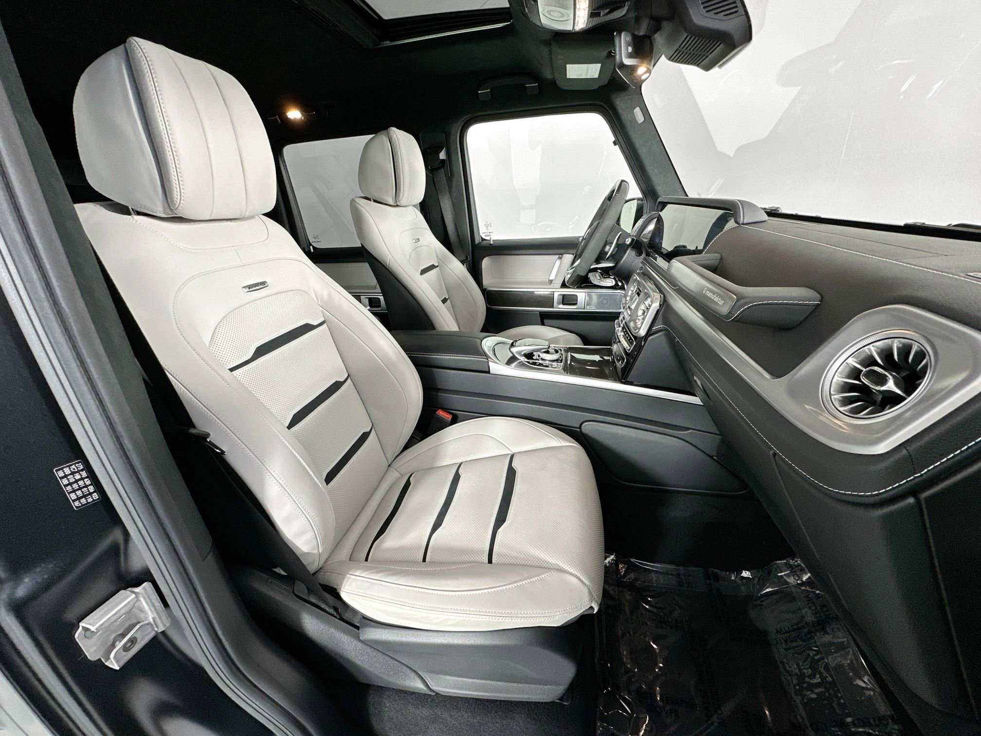 Used 2022 Mercedes-Benz G 63 AMG 4MATIC image 27