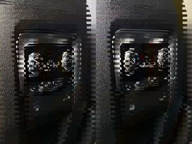 Used 2024 GMC Yukon AT4 w/ AT4 Premium Plus Package image 12