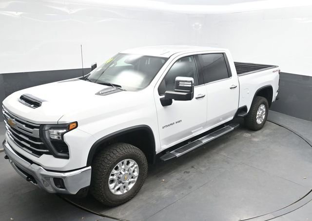 Used 2024 Chevrolet Silverado 2500 LTZ image 25