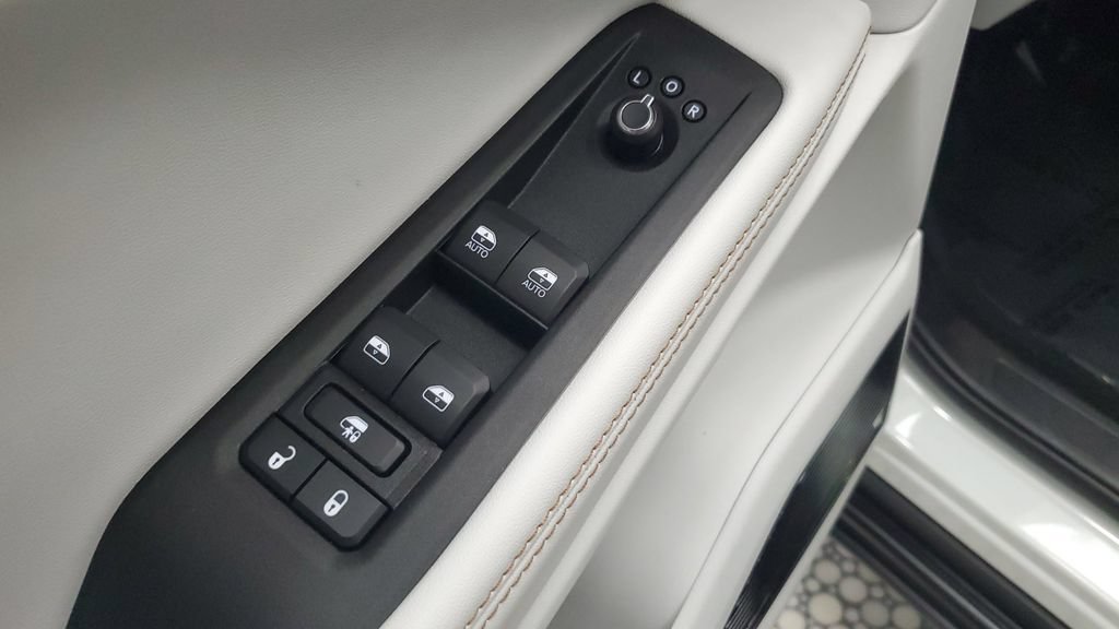 Used 2026 Jeep Cherokee Overland AWD/4WD image 23