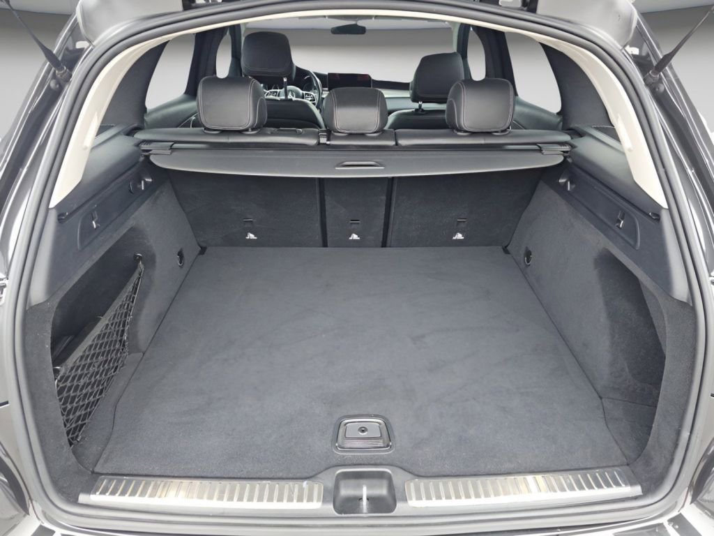 Used 2021 Mercedes-Benz GLC 300 image 26