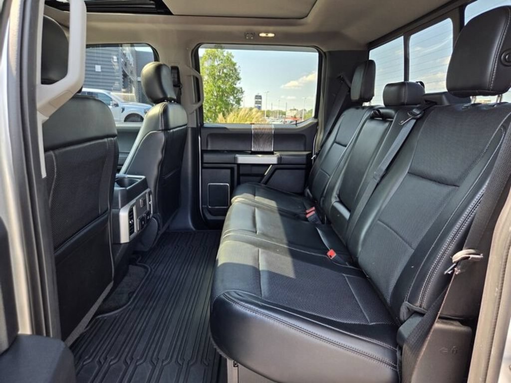 Used 2018 Ford F250 Lariat w/ Lariat Ultimate Package AWD/4WD image 12