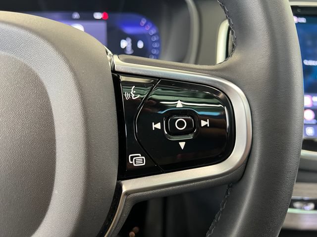 Used 2023 Volvo XC90 B6 Ultimate AWD/4WD image 48
