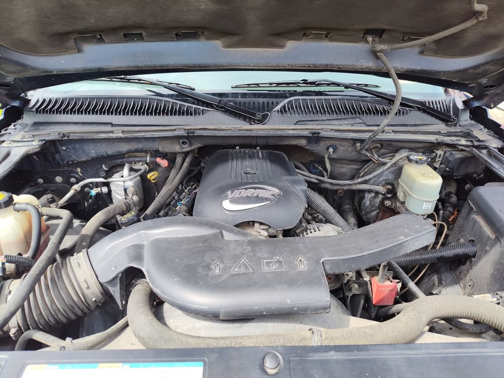 Used 2002 Chevrolet Avalanche 4x4 w/ Convenience Pkg image 9