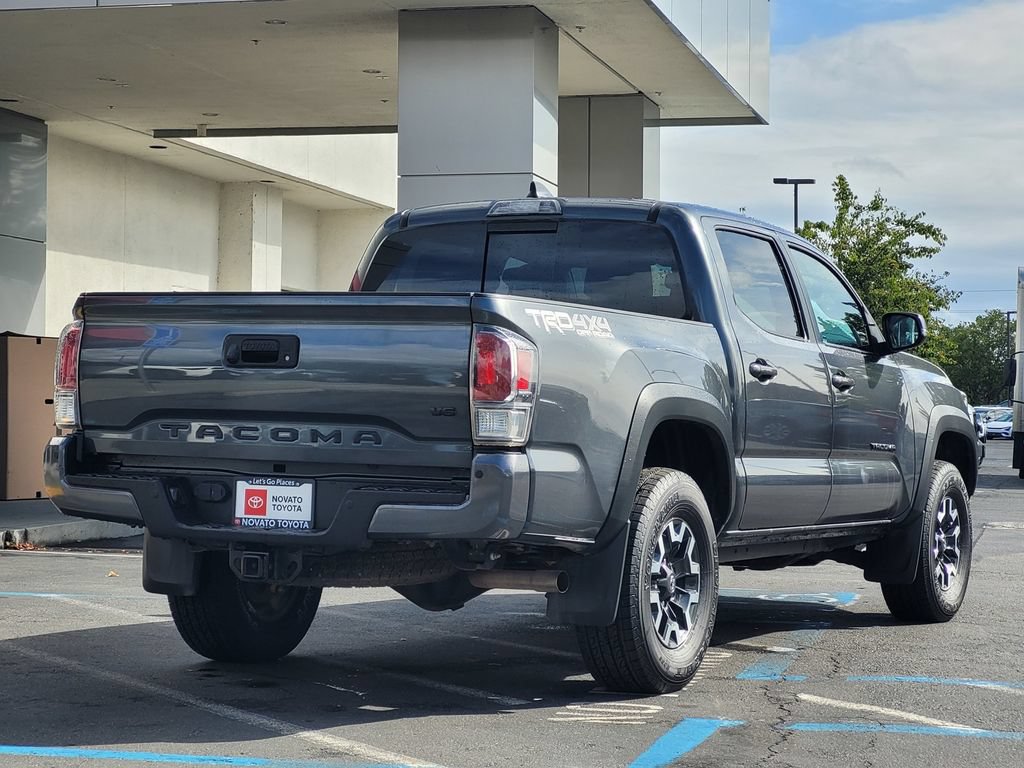 Used 2023 Toyota Tacoma TRD Off-Road w/ Technology Package AWD/4WD image 5