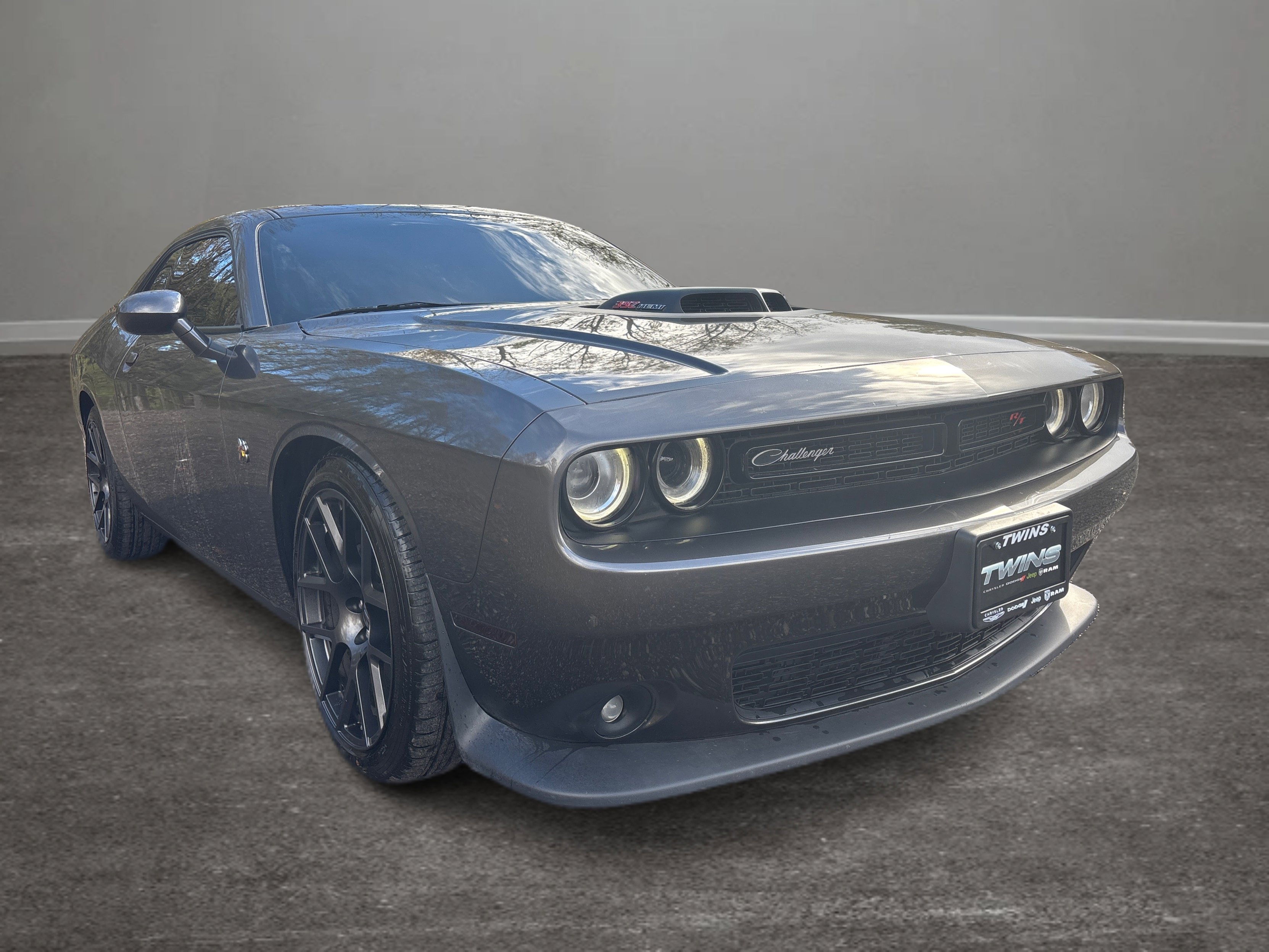 Used 2017 Dodge Challenger R/T Scat Pack image 34