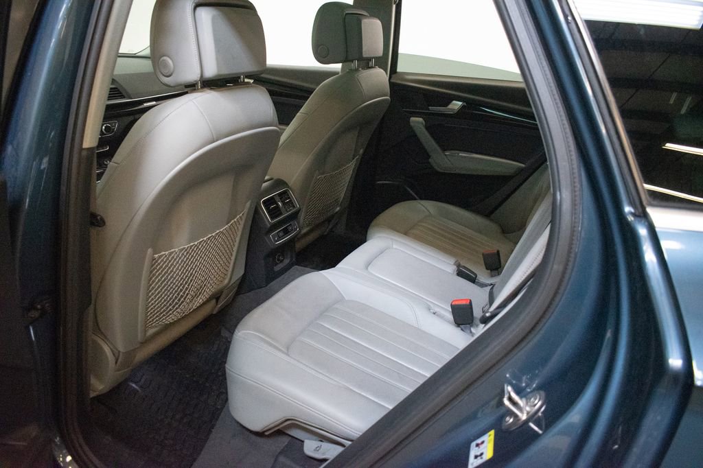 Used 2018 Audi Q5 2.0T Premium Plus w/ Premium Plus Package AWD/4WD image 22