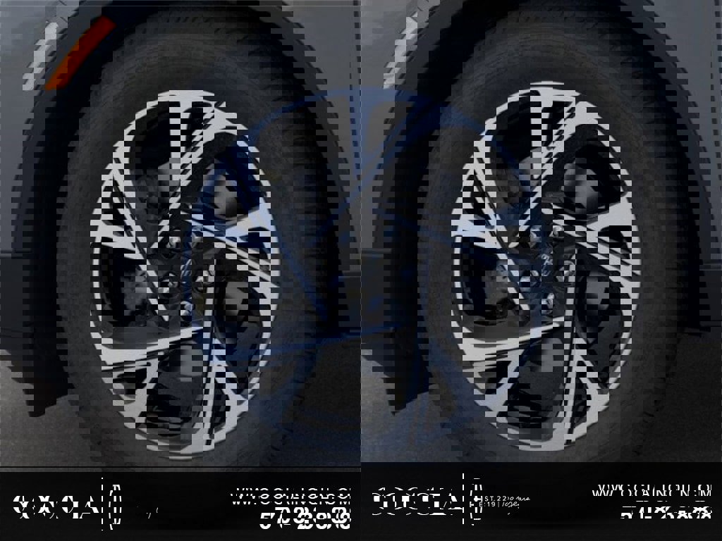 New 2025 Lincoln Nautilus Premier w/ Jet Appearance Package image 19