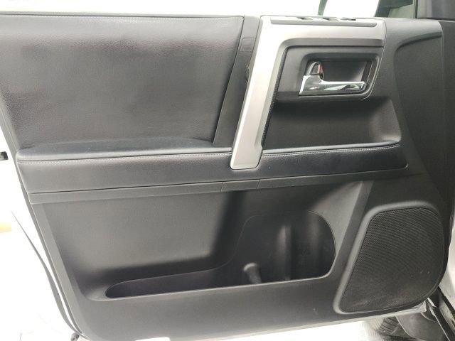 Used 2018 Toyota 4Runner SR5 Premium AWD/4WD image 11