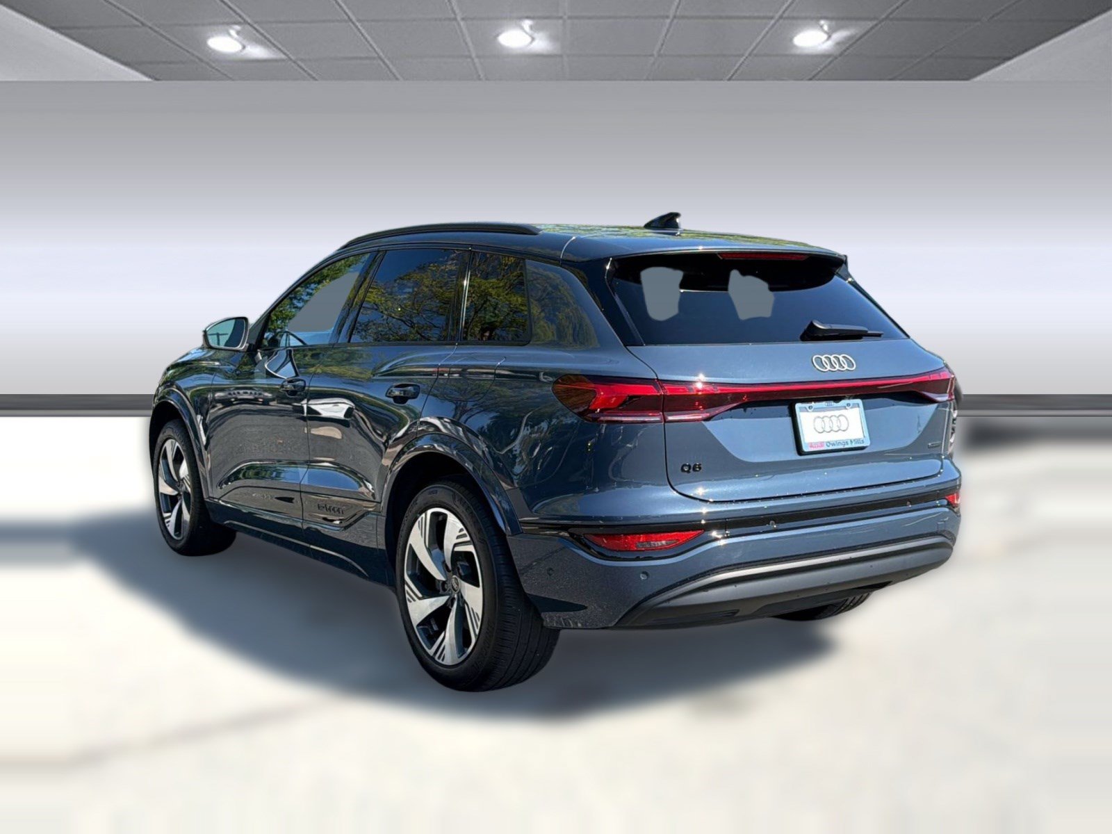Certified 2025 Audi Q6 e-tron Premium Plus w/ Premium Plus AWD/4WD image 3