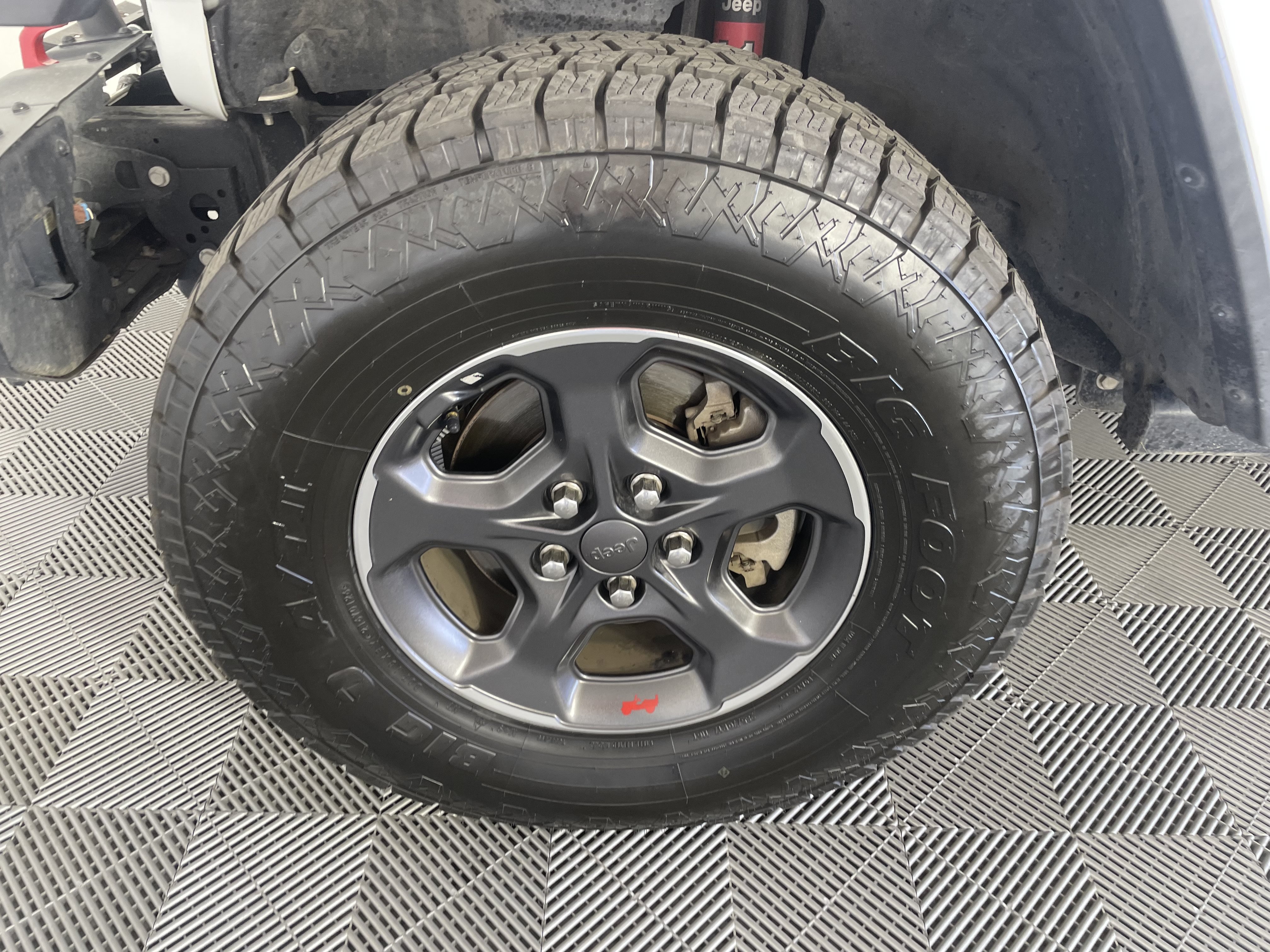 Used 2020 Jeep Gladiator Rubicon AWD/4WD image 8