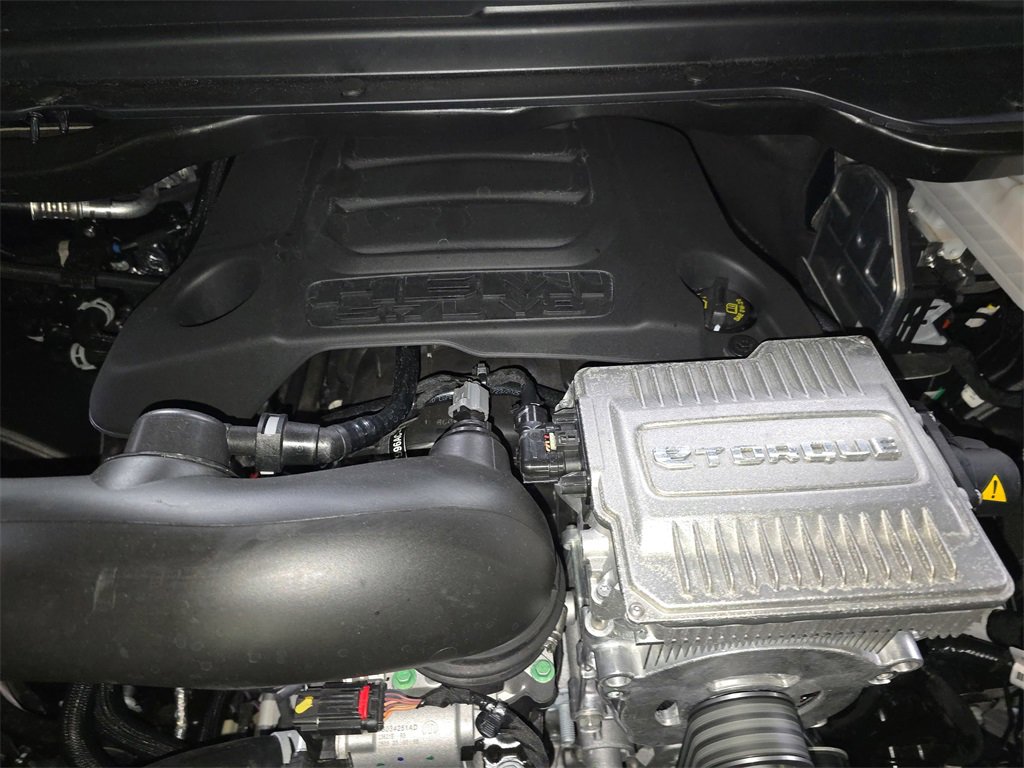 New 2026 RAM 1500 4x4 Crew Cab image 29