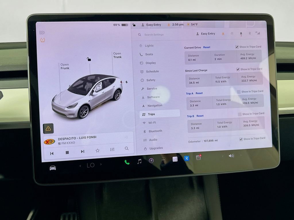 Used 2021 Tesla Model Y Long Range image 49